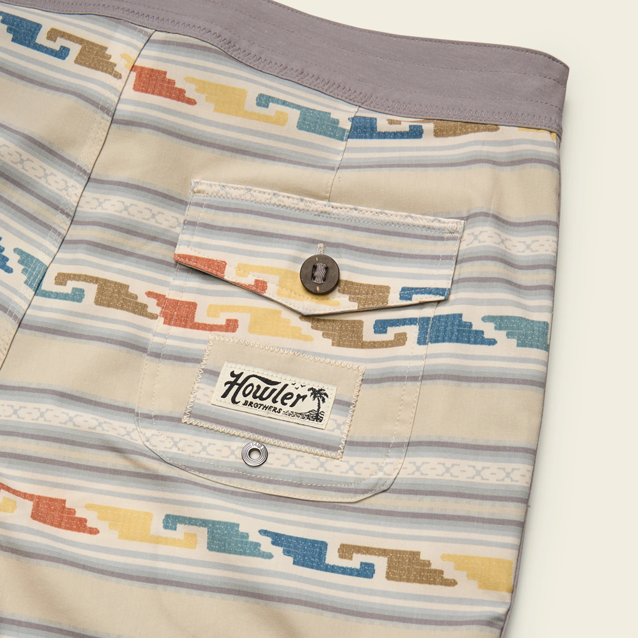 Bruja Boardshorts 18.5" - Temple Tracks : Sand - Image 5