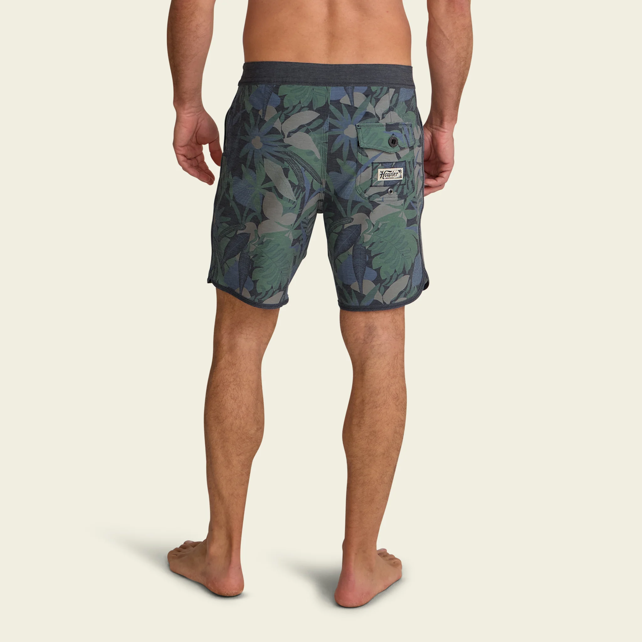 Bruja Boardshorts 18.5" - Tropical Dimension : Antique Black - Image 4