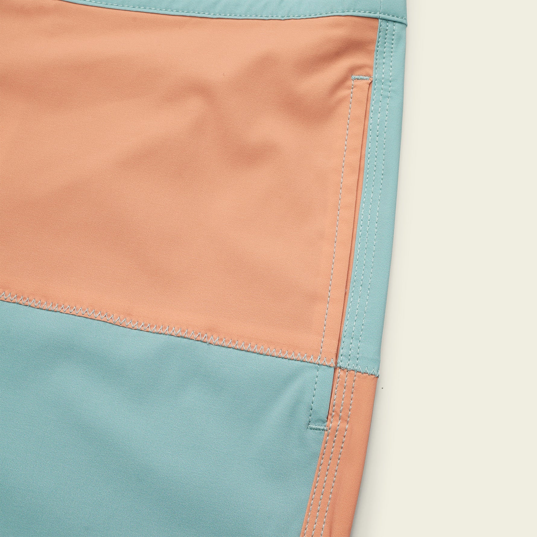 Buchannon Boardshorts 18" - HB Chargers : Aqua / Coral - Image 3