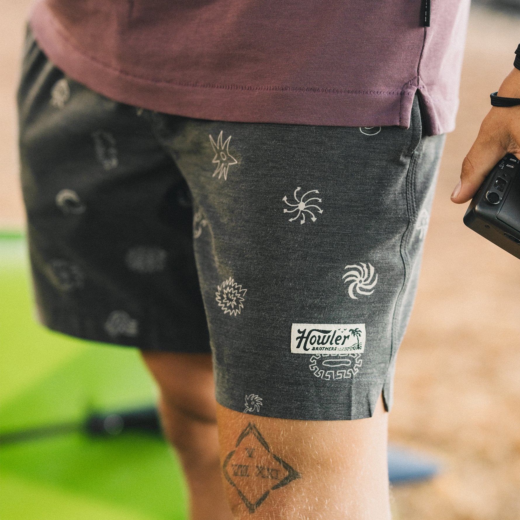 Deep Set Boardshorts 17" - Mementos : Black - Image 2