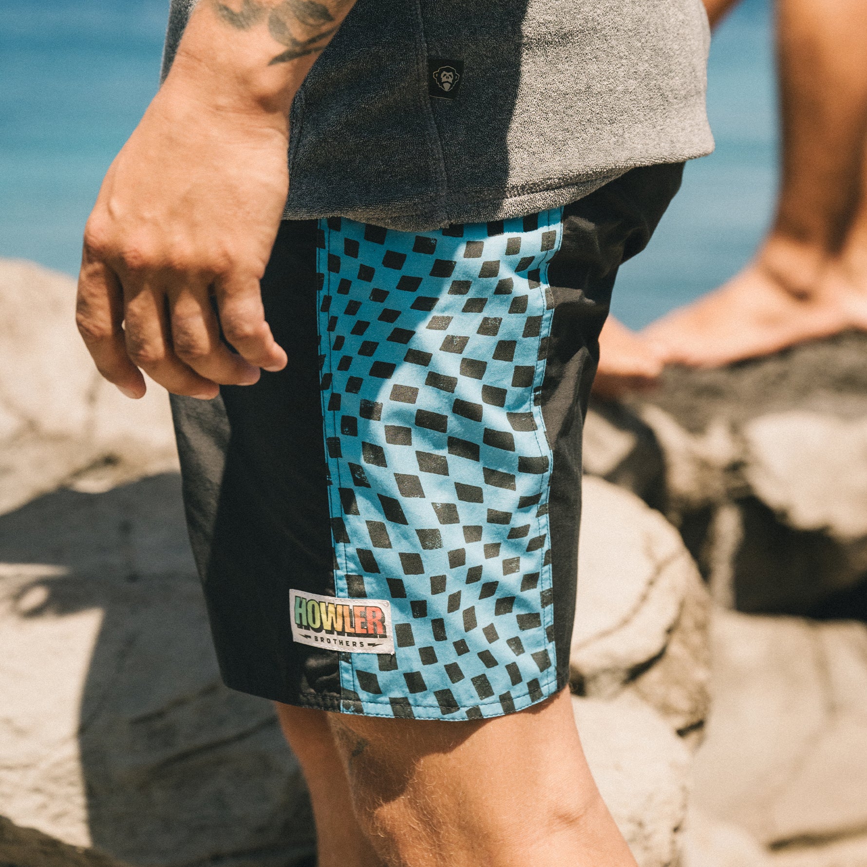 Ensueño Boardshorts 18" - Warped Checkers : Antique Black - Image 2