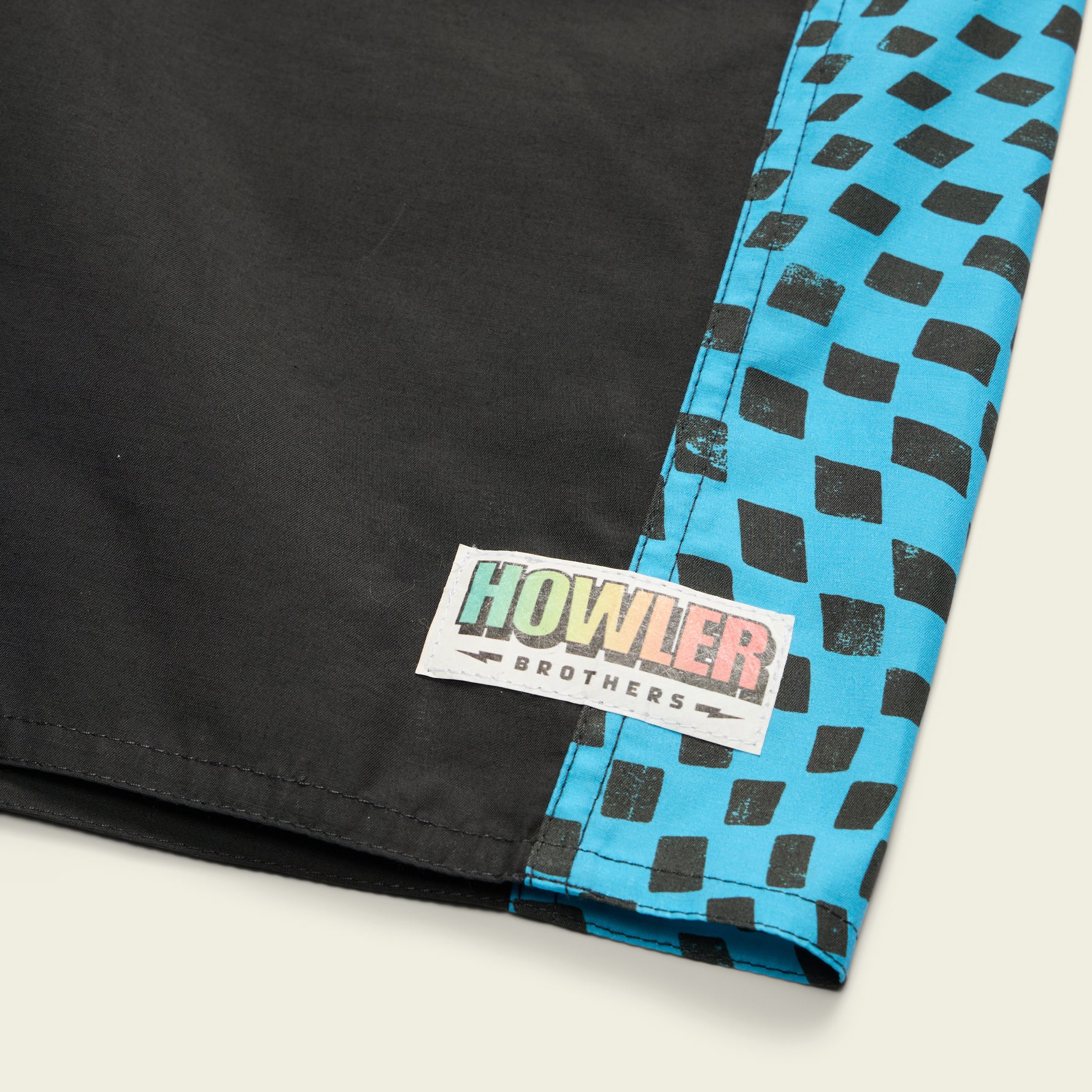 Ensueño Boardshorts 18" - Warped Checkers : Antique Black - Image 6