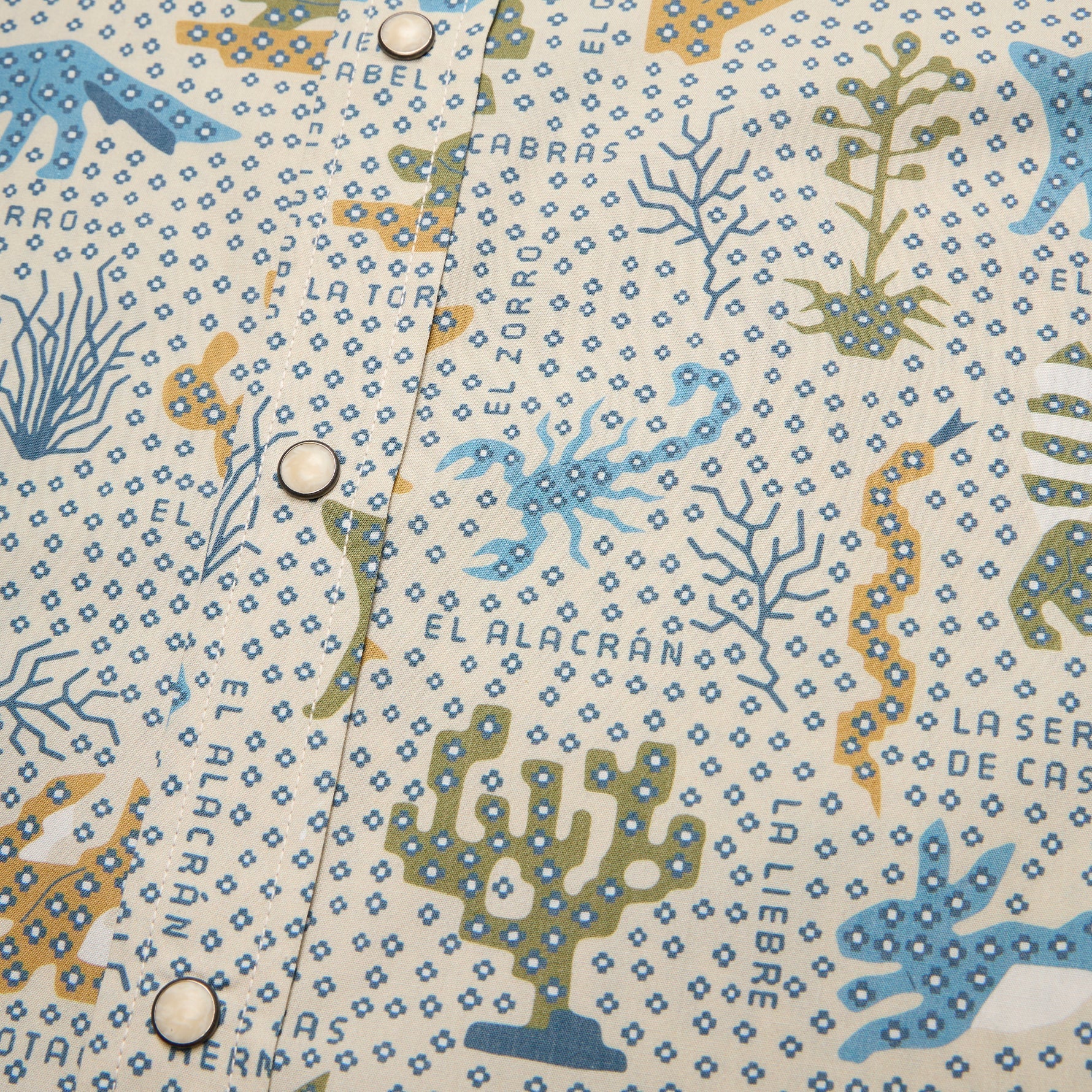 H Bar B Snapshirt - Ecosistema : Sand - Image 6