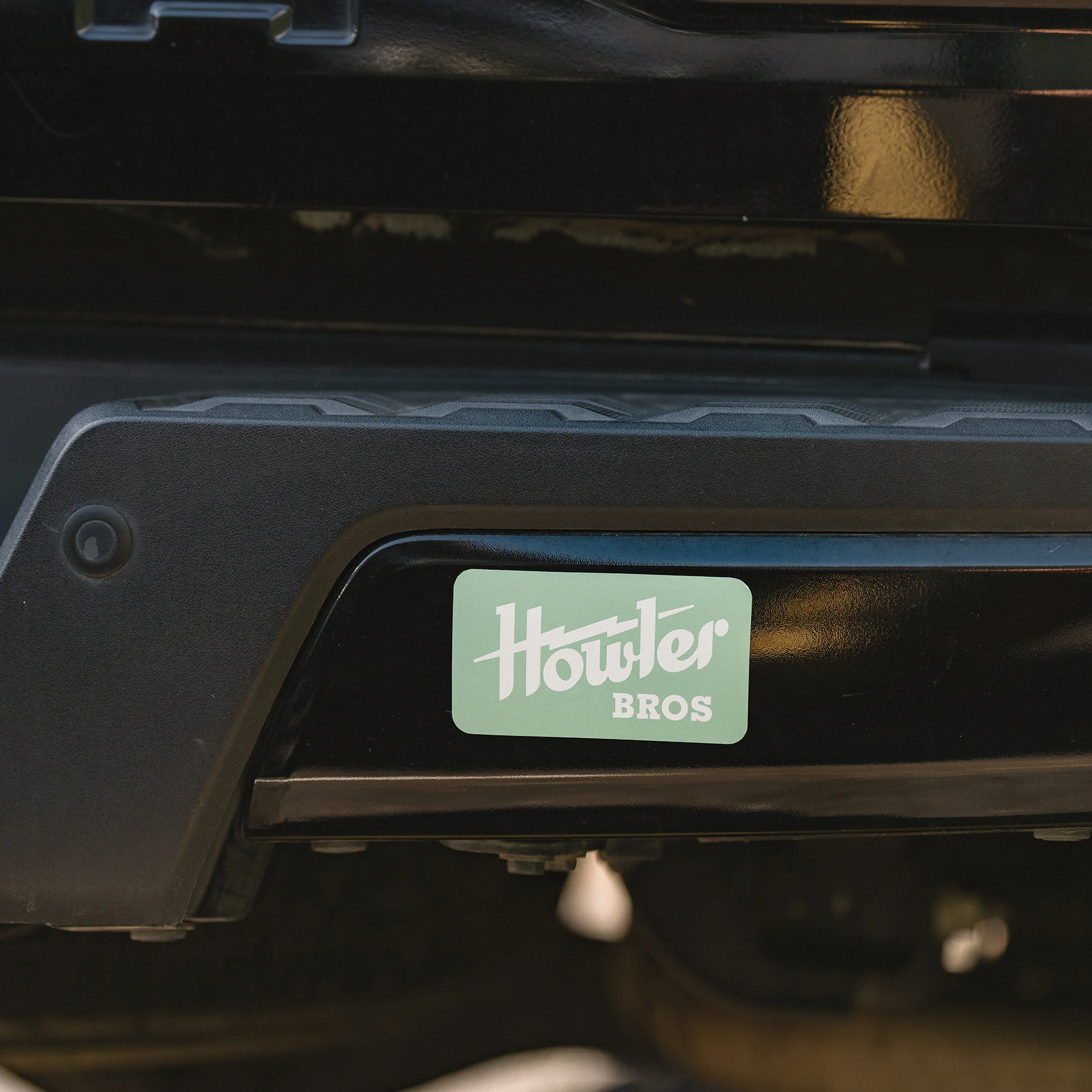 Howler Electric Sticker - Seafoam - Image 2