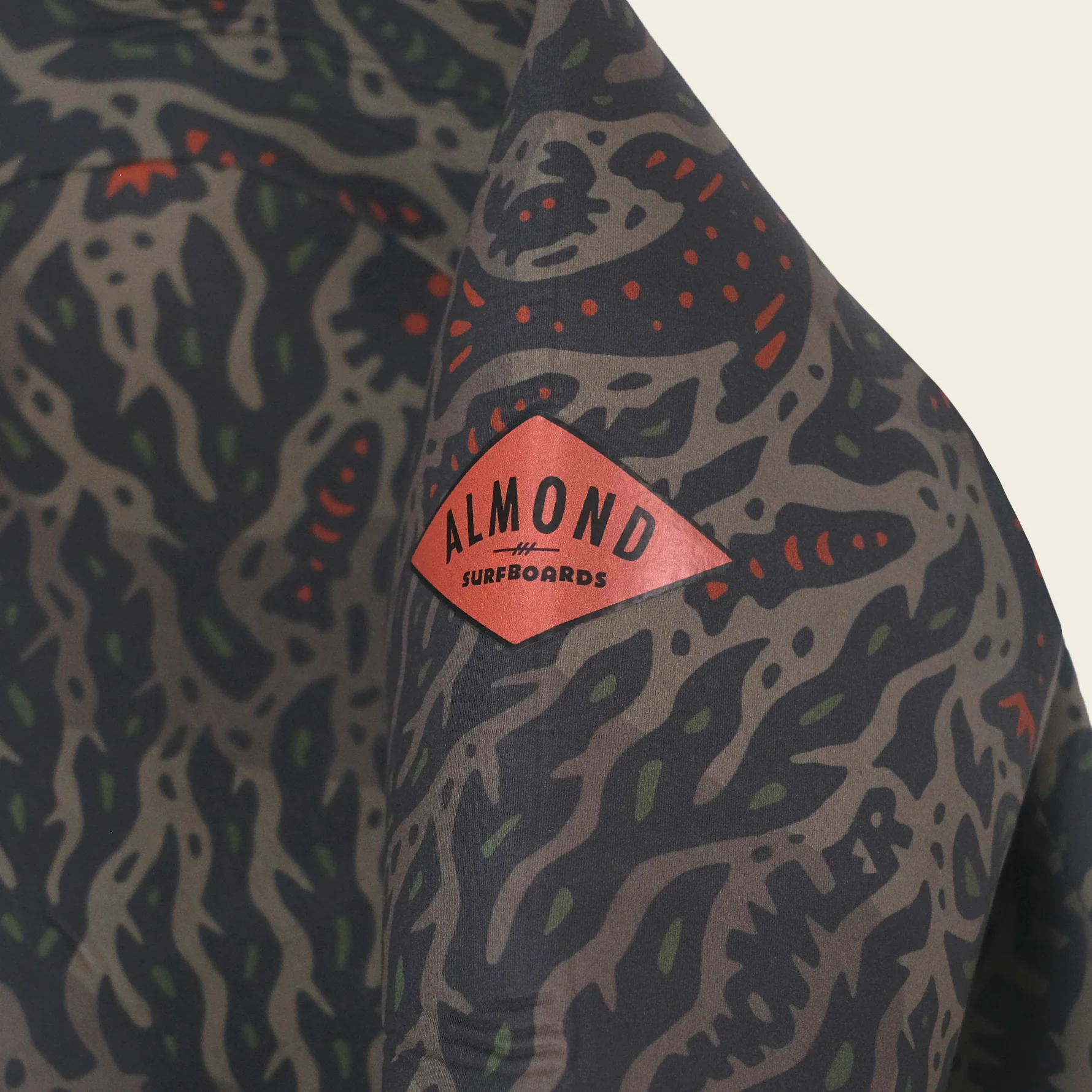 Howler x Almond Surfboards Wetsuit Jacket - Image 5