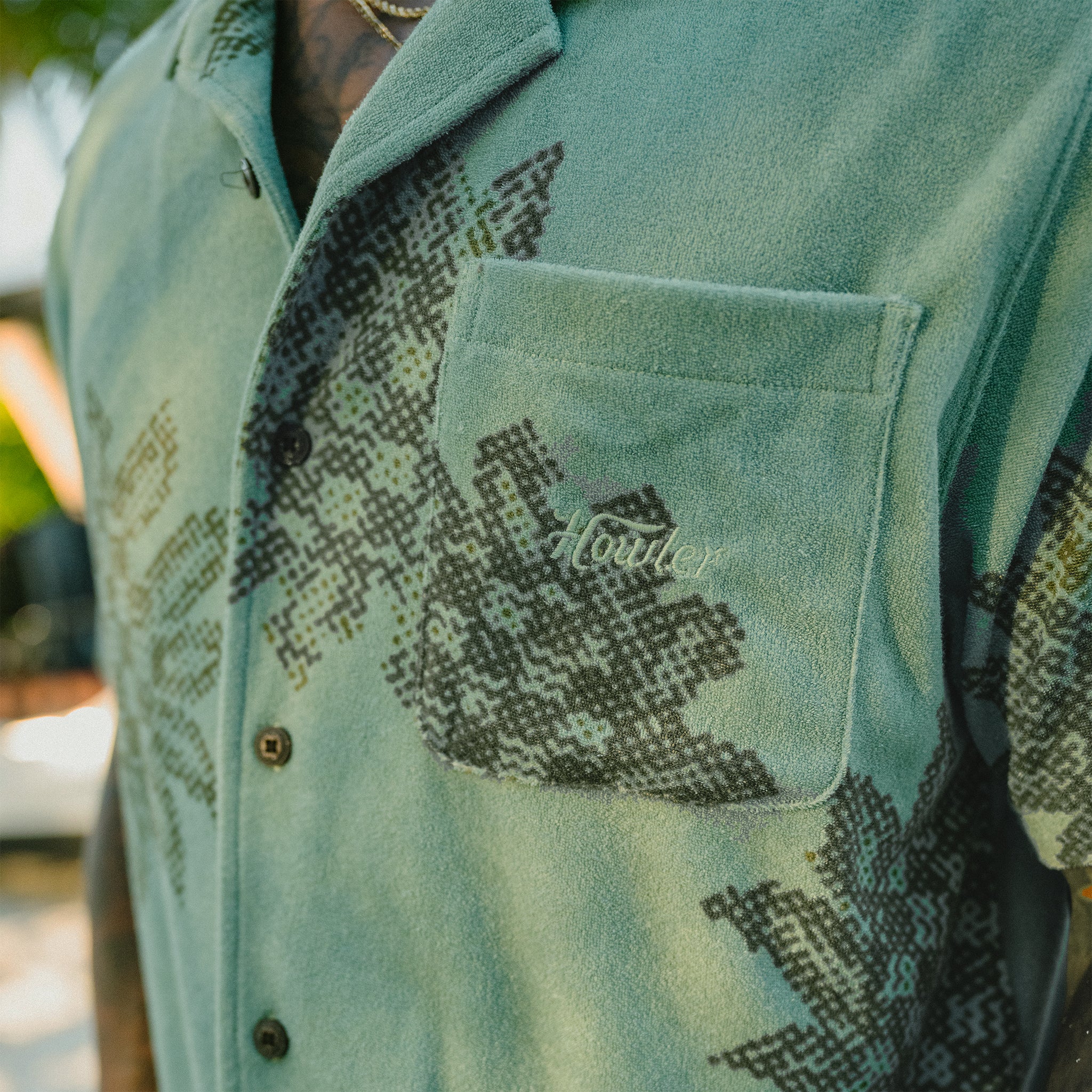 Palapa Terry Shirt - Sunflower Pixels : Granite Green - Image 9