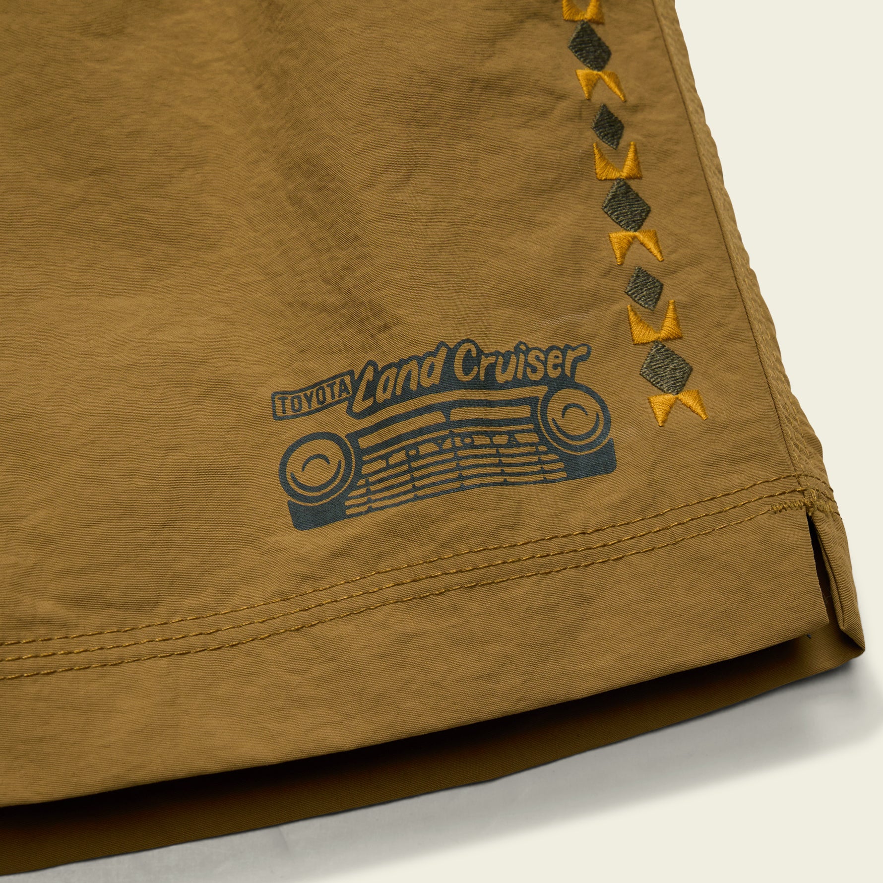 Land Cruiser Salado Shorts - Tracks : British Khaki - Image 3