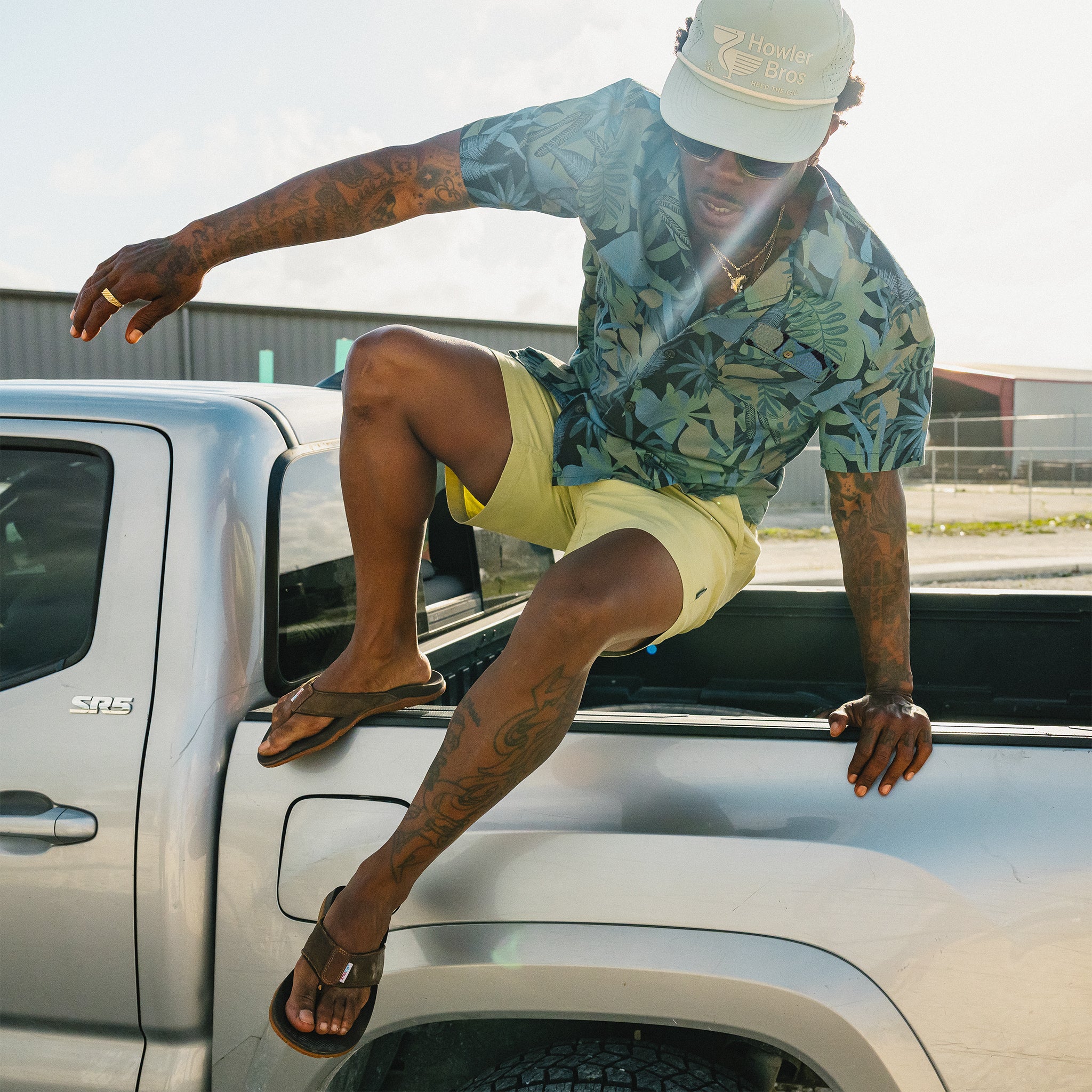 Shores Club Shirt - Tropical Dimension : Antique Black - Image 8