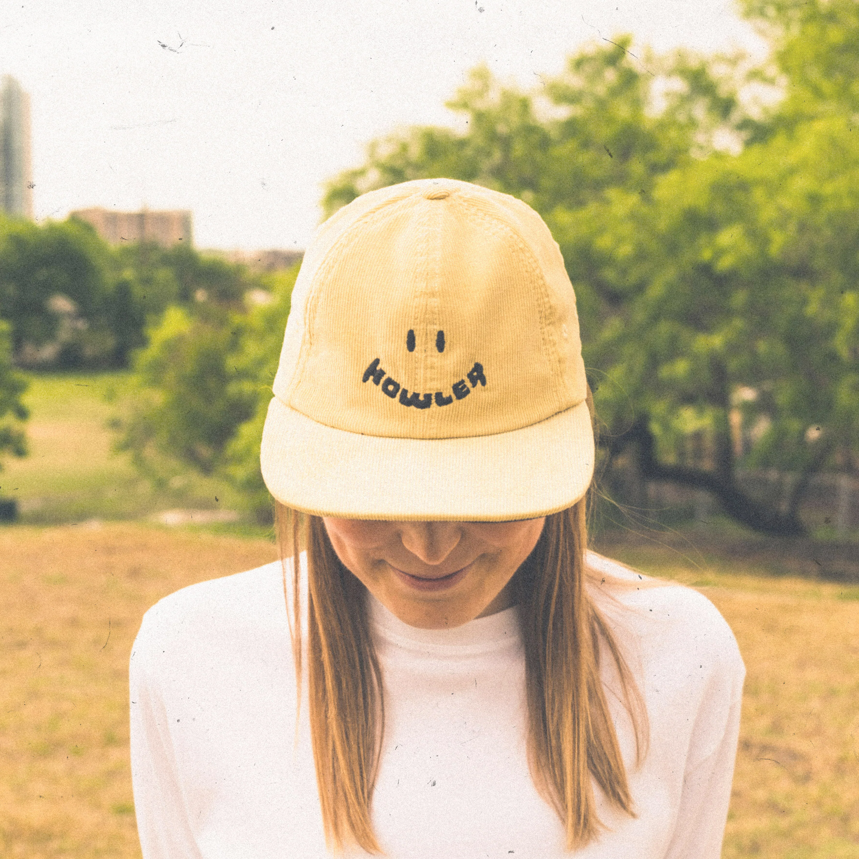 Howler Smiles Strapback : Yellow - Image 2